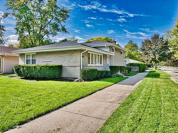 3rd image of 3535 W Crain St