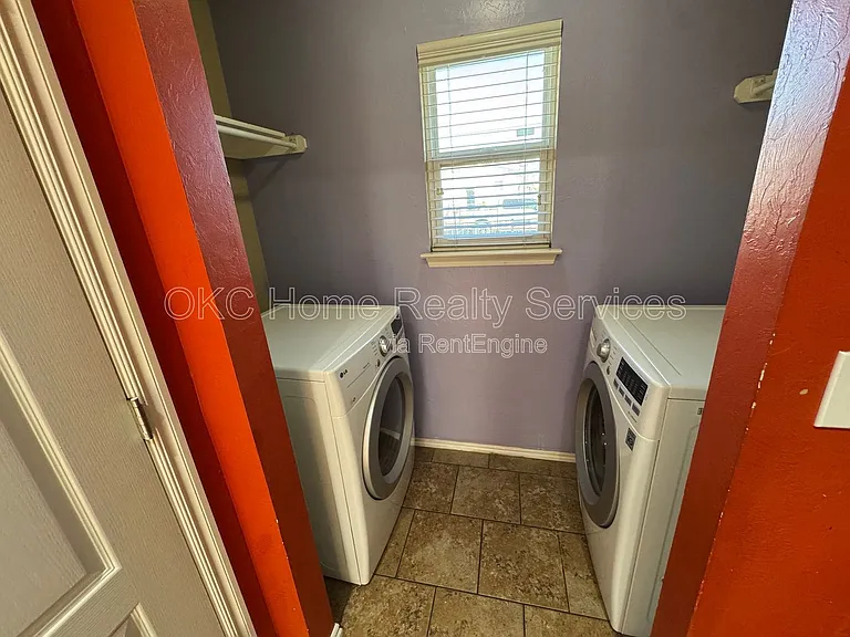 6052 Johnnie Ter — Photo 7