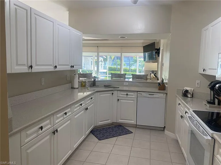 295 Waterside Cir #1-102 — Photo 5