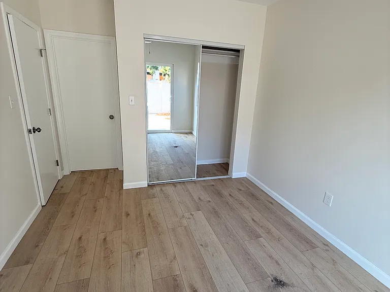 3637 Agnes Ave #B — Photo 3
