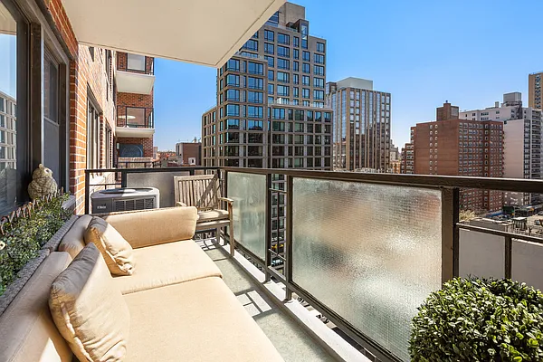 Sold by Douglas Elliman | media 4