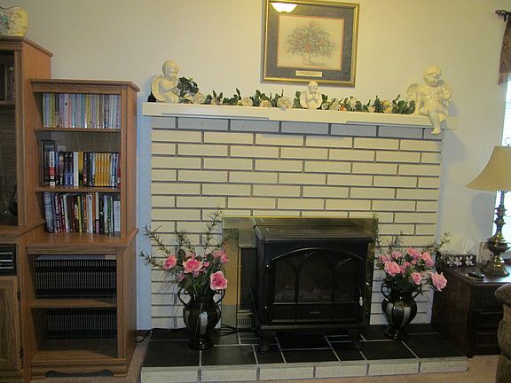 4th image of 3300 Carpenter Road Se #104