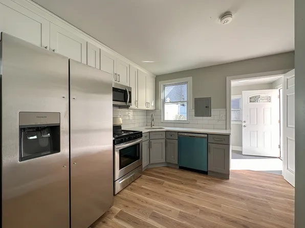 45 Kingsland Ave, Kearny, NJ 07032