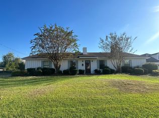 1203 Eugene St, Tupelo, MS 38804