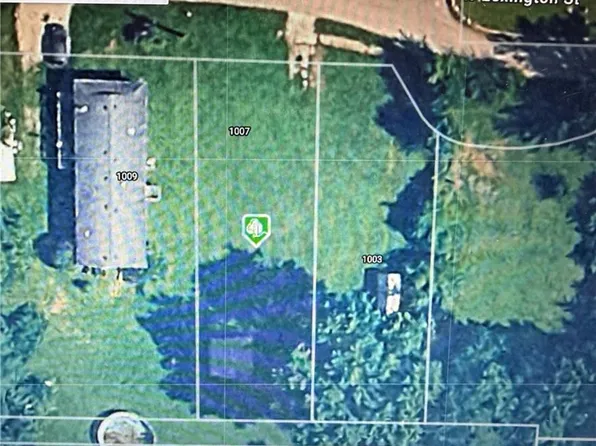 1007 W Lexington St, Richmond, MO 64085