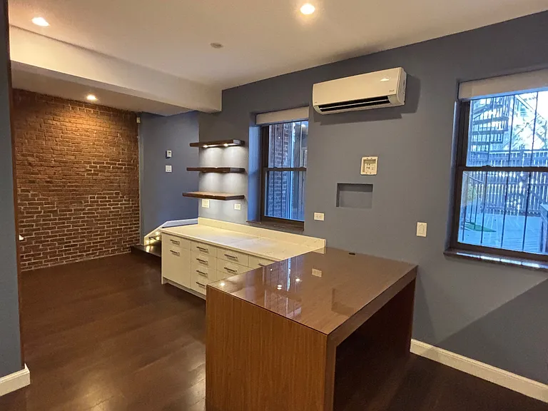662 Massachusetts Ave #2 — Photo 23