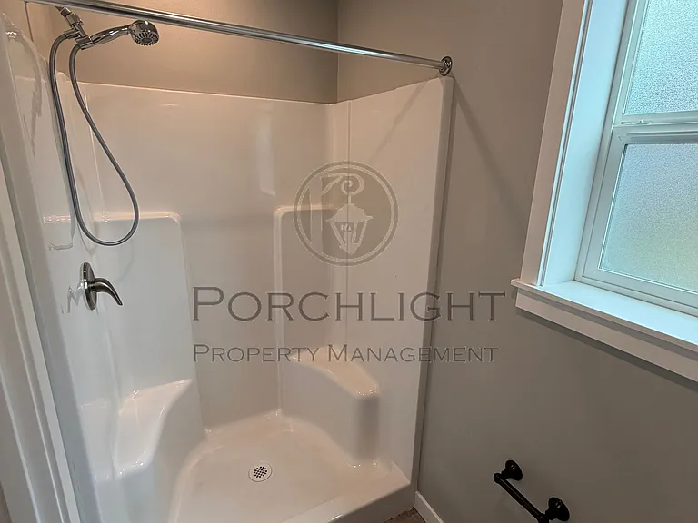2102 Snowbush St — Photo 25