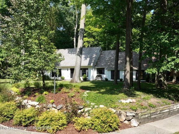 3782 Thistlewood Rd, Okemos, MI 48864