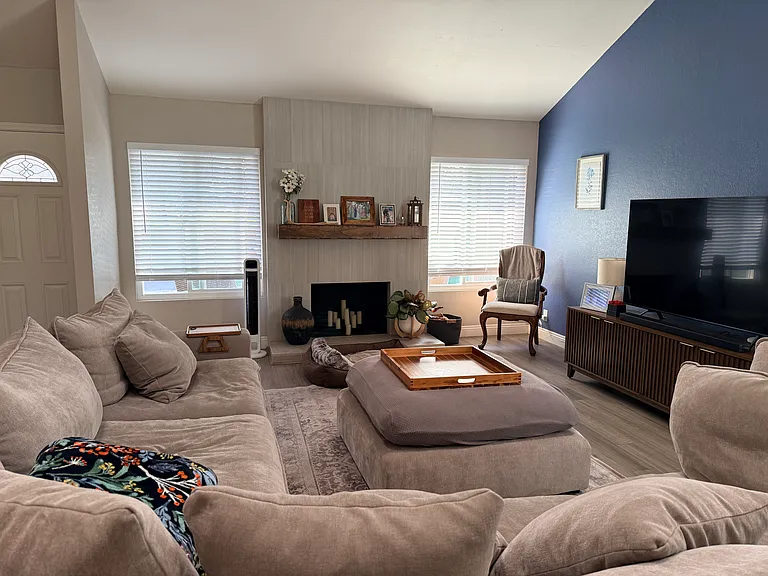 11169 Avenida Del Gato — Photo 9