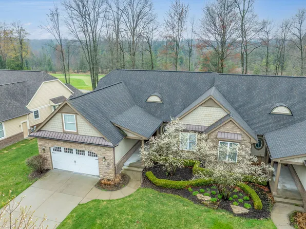 12083 Tullymore Dr, Stanwood, MI 49346