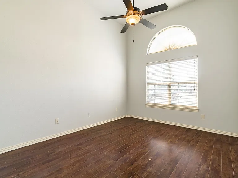 4720 W Trail Dust St — Photo 12
