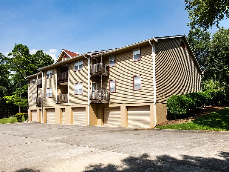 Park Hills Apartments — Photo 15
