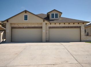 20805 Muirfield Bend Cv UNIT B, Hutto, TX 78634
