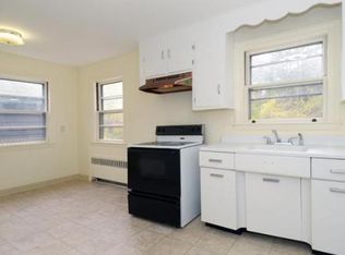 7 Marlboro St, Maynard, MA 01754