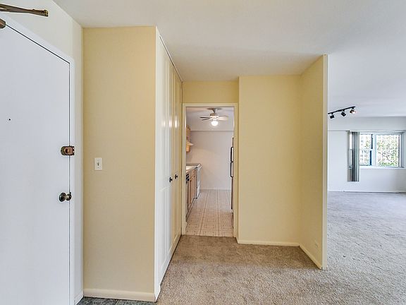 3rd image of 4250 N Marine Dr APT 728