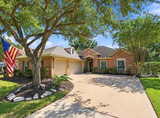 8742 Rippling Water Dr, Sugar Land, TX 77479