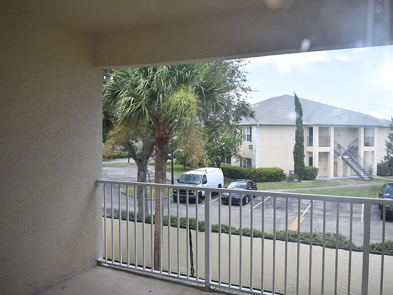 1040 Venetian Dr #203 — Photo 10
