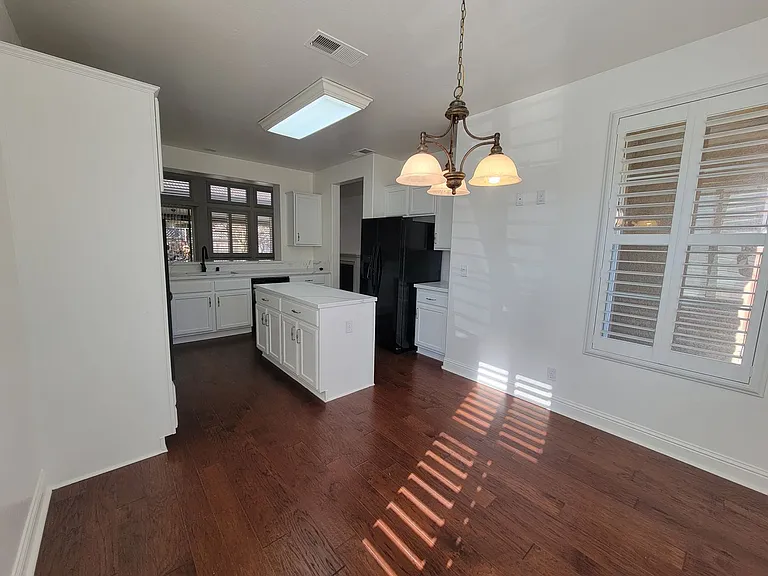 1537 N Pisa St — Photo 11