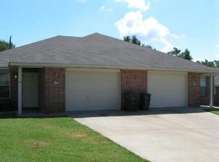 804 S Erika Ave, Fayetteville, AR 72701