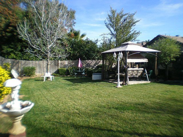 2nd image of 24050 Sandy Glade Ave
