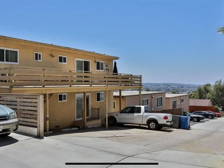 5960 Lauretta St — Photo 14