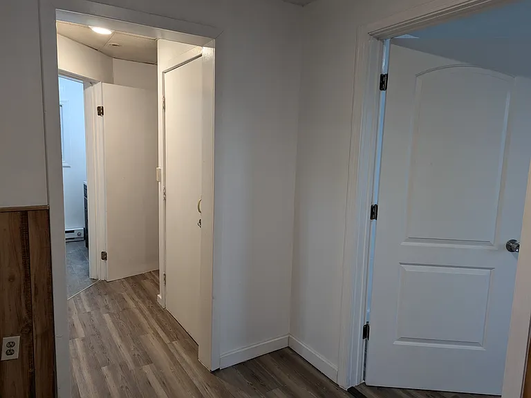141 6th St #2 — Photo 10