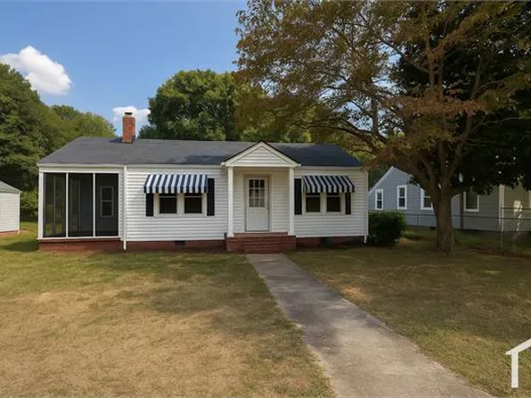 1909 Southern Ave, Fayetteville, NC 28306