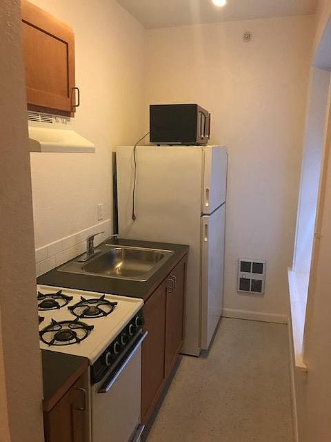 2nd image of 1029 W 1st Ave APT 211