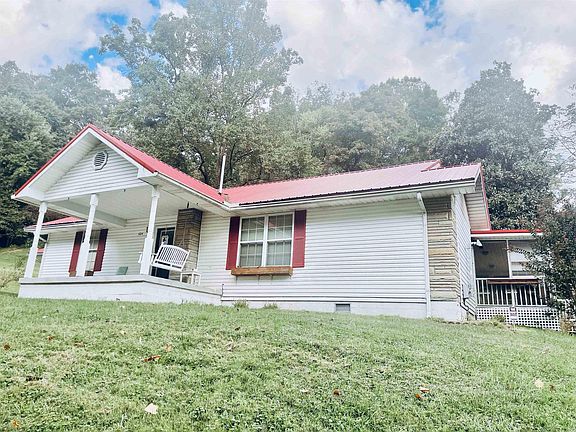 3rd image of 404 Kenwood Dr