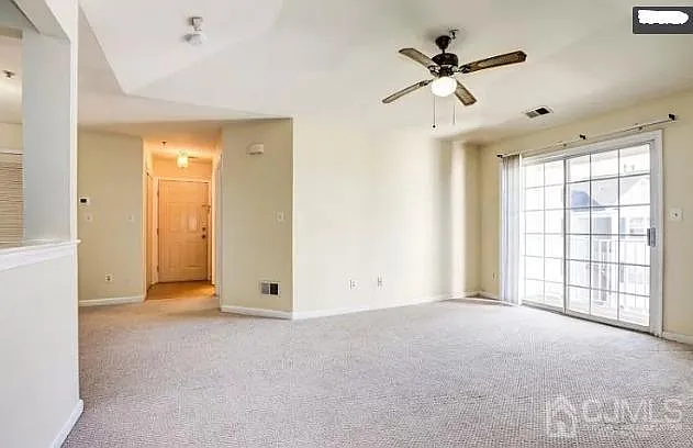 1335 Waterford Dr — Photo 9