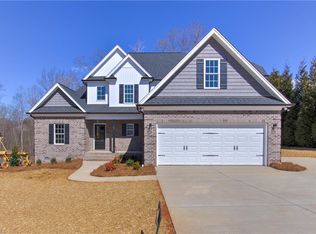 980 Eastshore Cir, Stokesdale, NC 27357