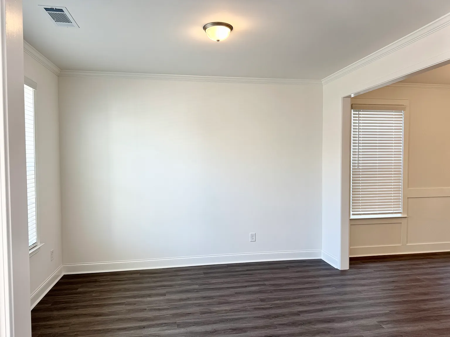 4 bed, 2.5 bath, 2626 sqft, $2,490 — Photo 4