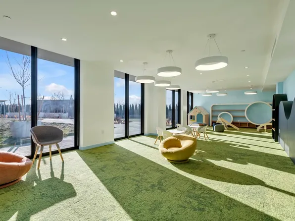 131-02 A 40th Road image 11 of 42