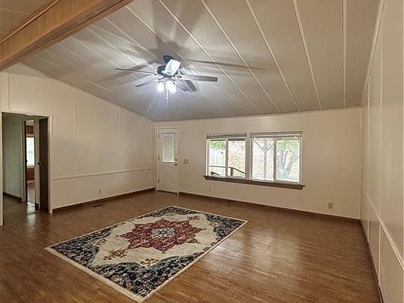 5th image of 1205 Maple Ave
