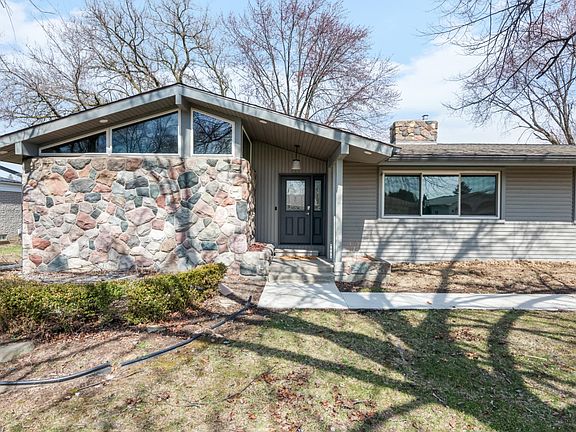 2nd image of 16615 Walcliff Dr
