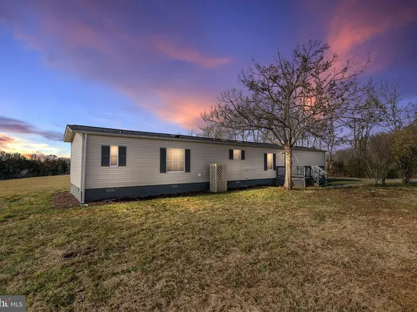 91 W Old Mountain Rd, Louisa, VA 23093