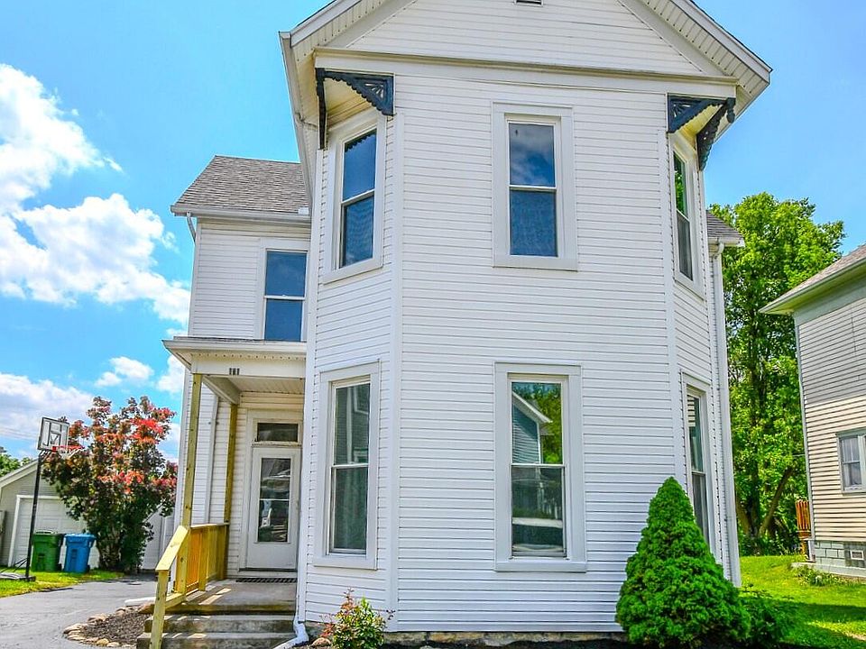 1st image of 131 Mound St