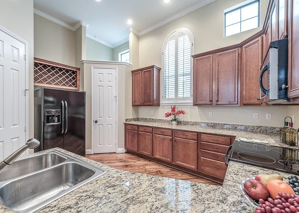 1st image of 2346 Camden Dr APT C