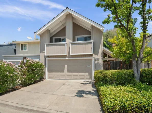 134 Pine Wood Ln, Los Gatos, CA 95032
