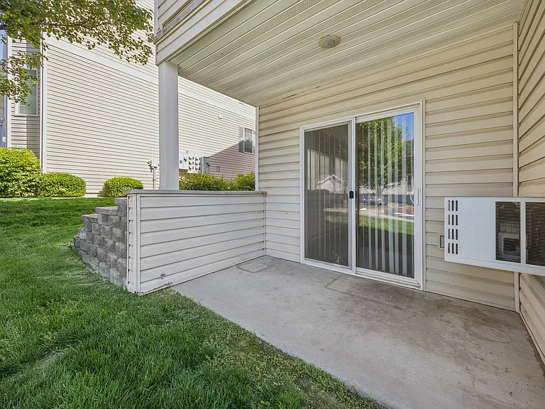 Lion's Gate Apartments in Walla Walla, Washington Three Bedroom Patio