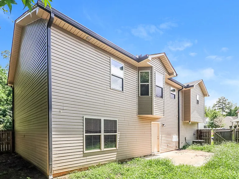 100 Comet Ct — Photo 17