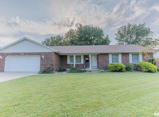 602 Osage Dr, Centralia, IL 62801