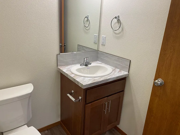 2311 N Bessie Rd — Photo 17