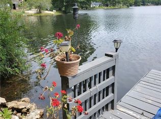 105 Lakeview Dr, Ashford, CT 06278