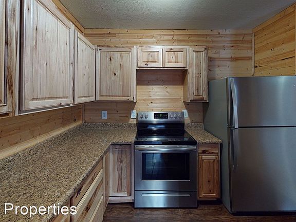 4th image of 797 Juniper Dr #E