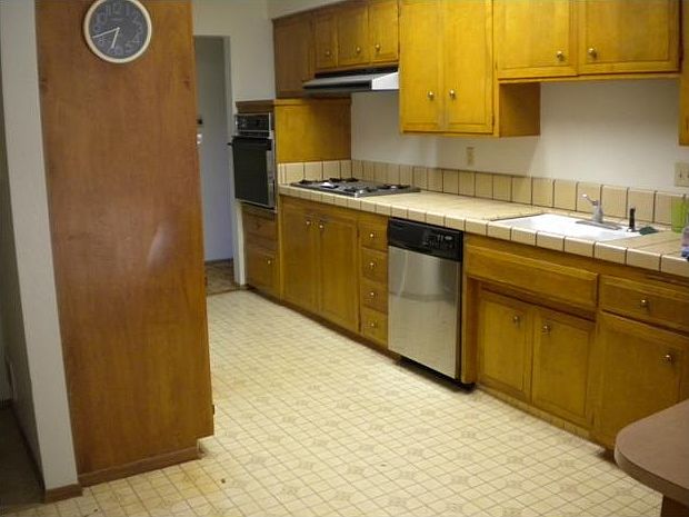 2nd image of 7517 Garden Gate Dr