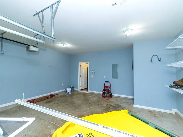 5815 Weddington Dr — Photo 37