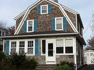 1118 Narragansett Blvd, Cranston, RI 02905