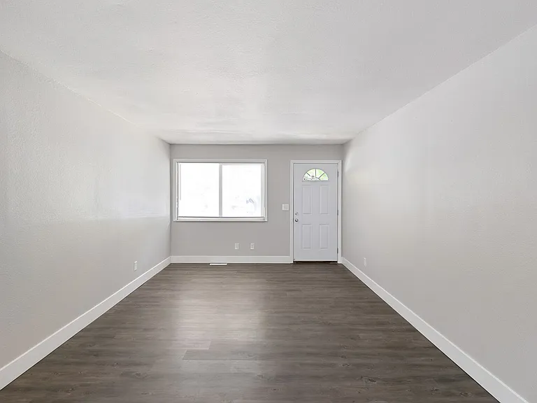 Timber Ridge Apartments (Timber Ridge 64 LLC) — Photo 25