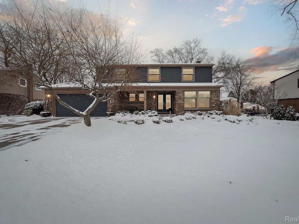 1st image of 15946 Winchester Dr